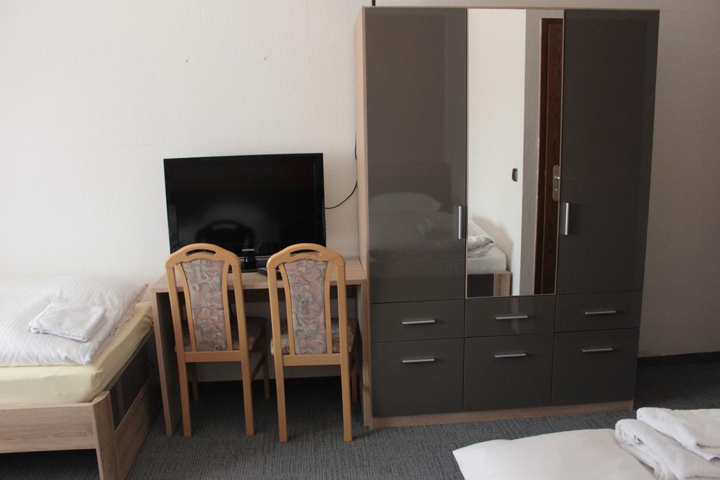 Airport-Hotel Zum Taubengrund Kelsterbach Pokoj fotografie