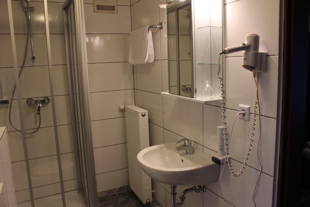 Airport-Hotel Zum Taubengrund Kelsterbach Pokoj fotografie