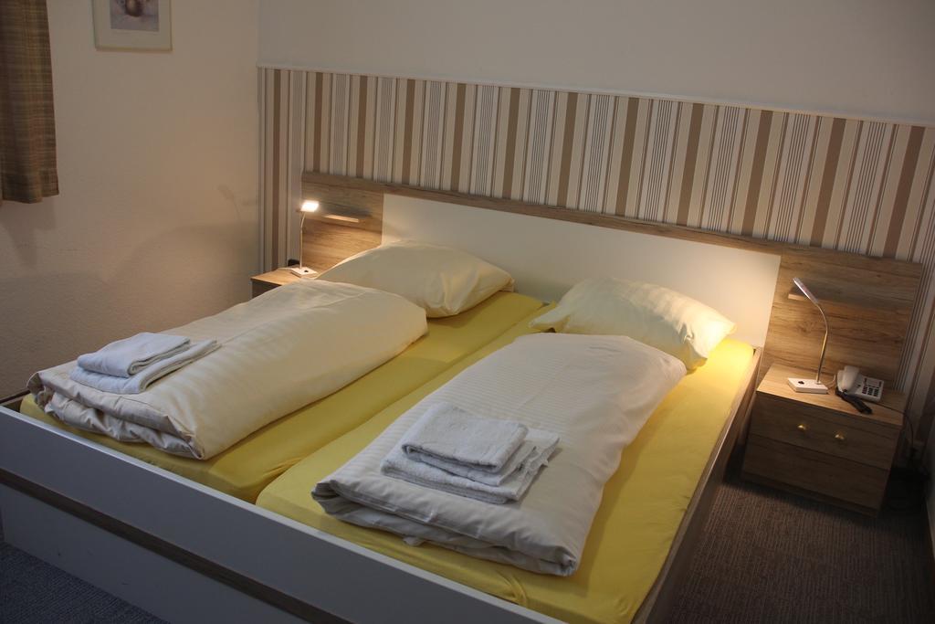 Airport-Hotel Zum Taubengrund Kelsterbach Exteriér fotografie